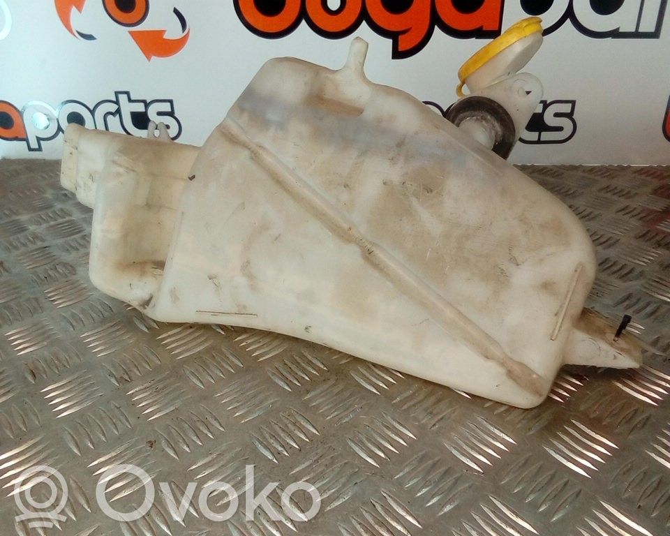 Wischwasserbehälter   77008439028