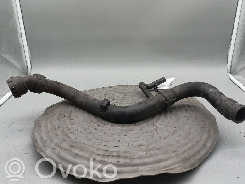 Audi A4 S4 B5 8D Coolant pipe/hose 