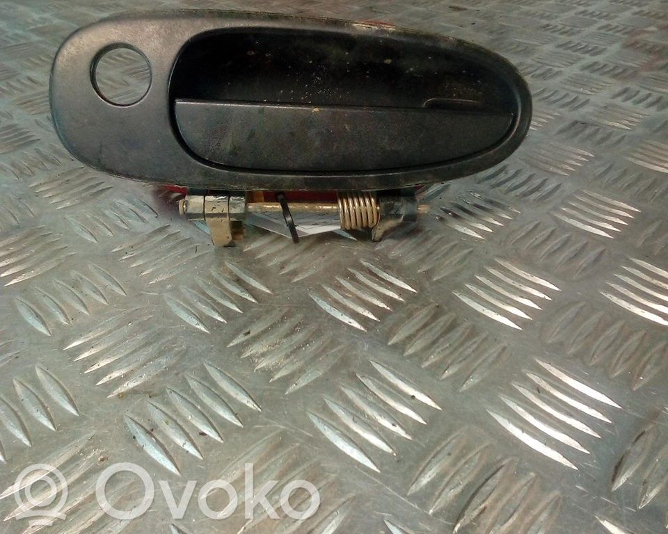 Etuoven ulkokahva