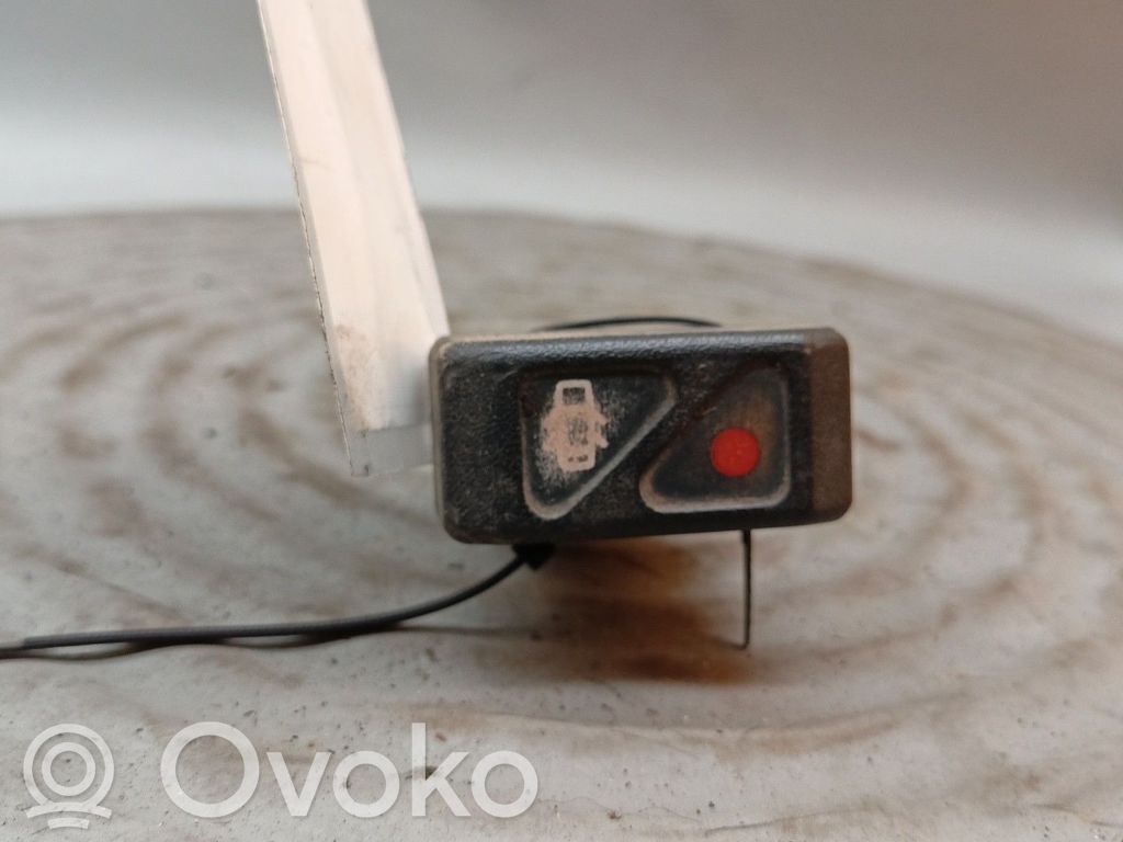 Renault Clio I Central locking switch button 