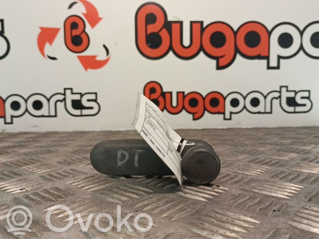 Fiat Bravo - Brava Priekinio lango atidarymo rankenėlė 