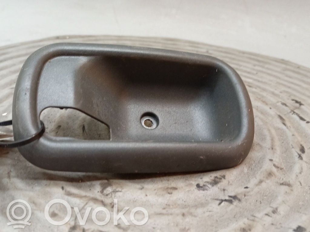 Manecilla interna puerta delantera   182584860