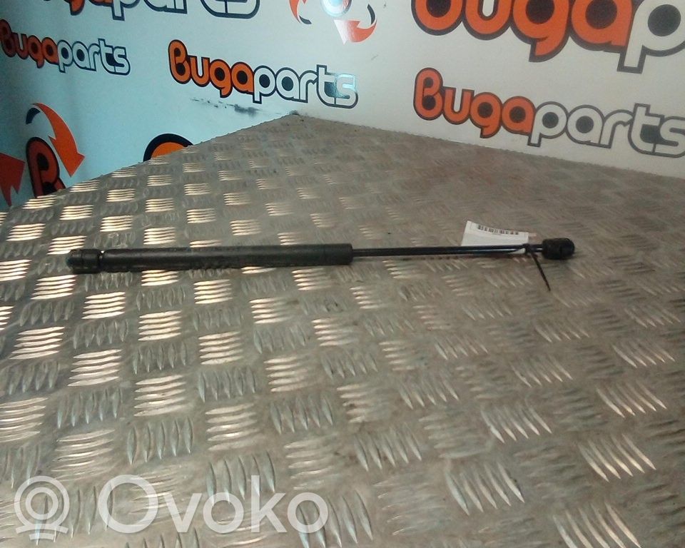 Fiat Punto (176) Amortyzator klapy tylnej bagażnika 