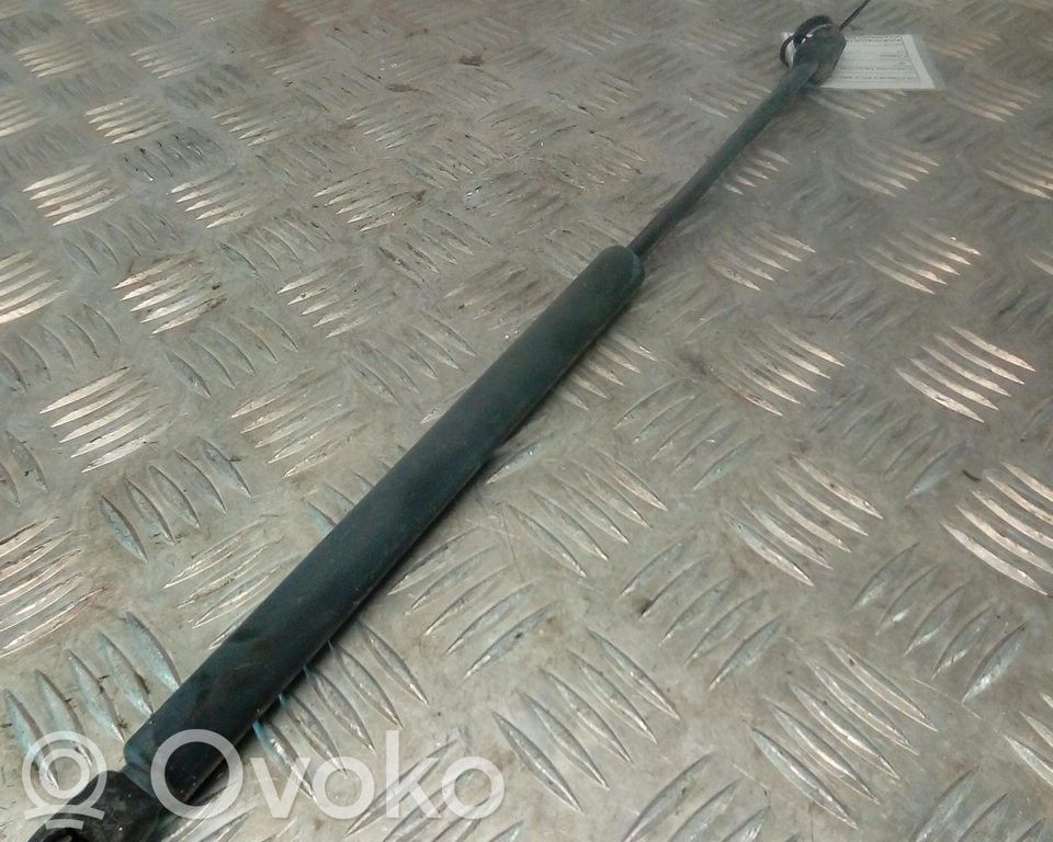 Volkswagen Polo III 6N 6N2 6NF Tailgate/trunk strut/damper 