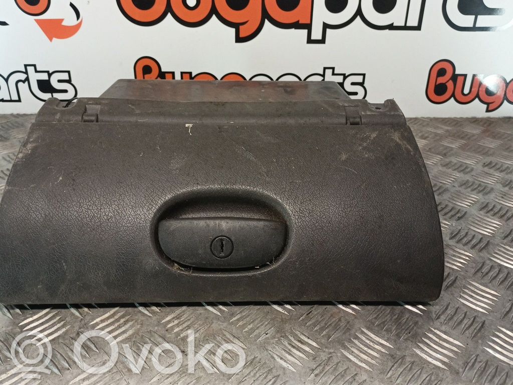Glove box   90387693
