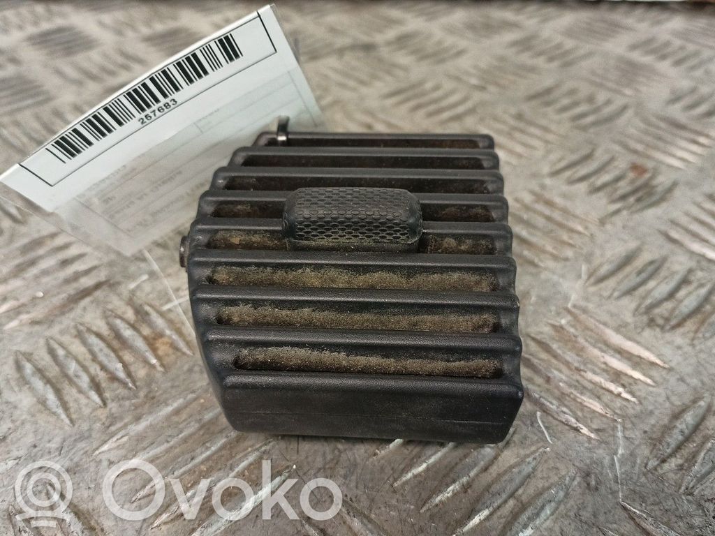 Dysze / Kratki środkowego nawiewu deski rozdzielczej   19JTD2000,FIATBRAVO