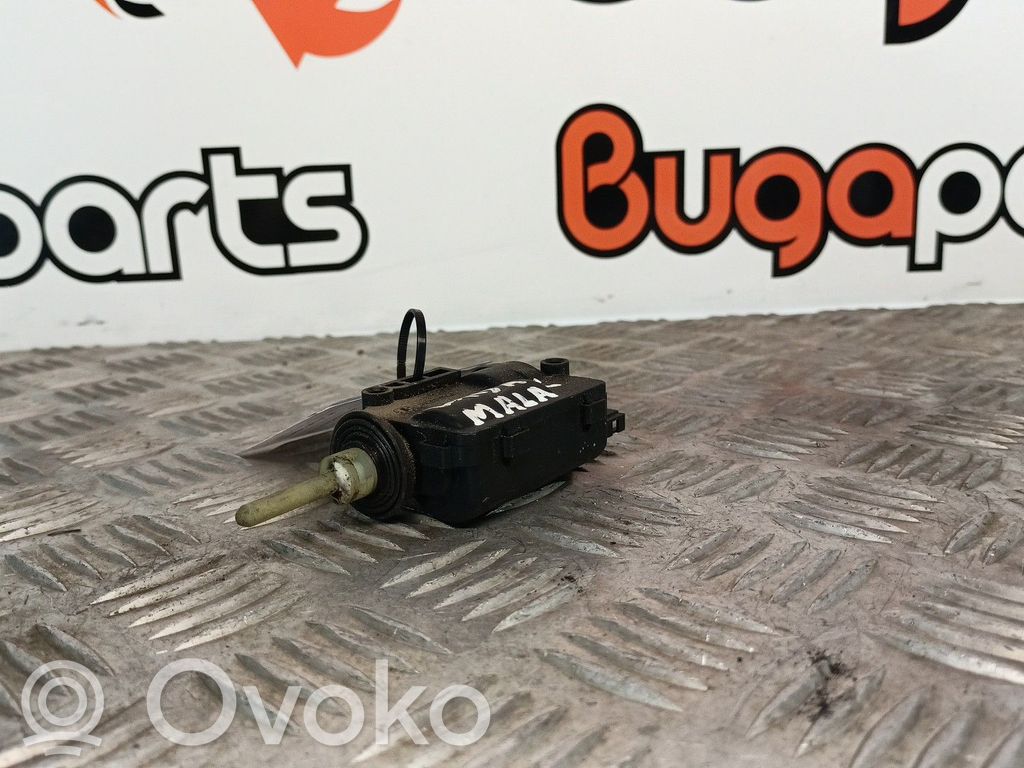 Loading door lock   13120789,805472