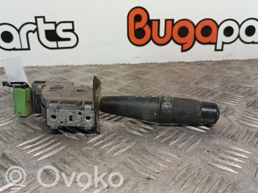 Peugeot 205 Stikla tīrītāju ātruma pārslēdzējs 