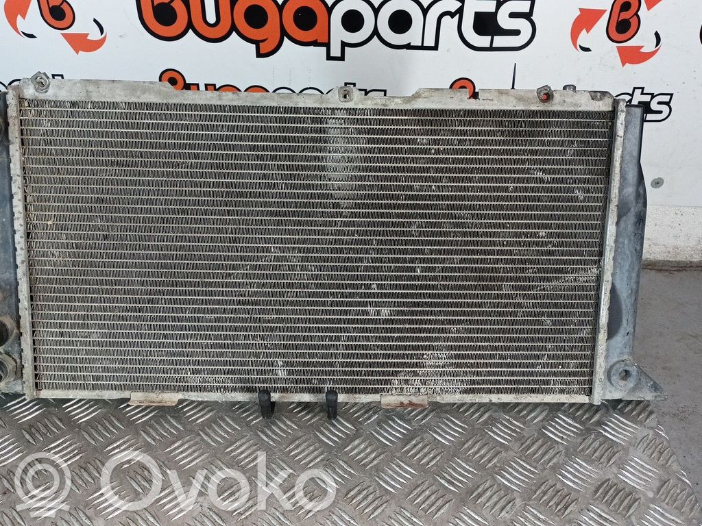 Audi 80 90 B3 Dzesēšanas šķidruma radiators 