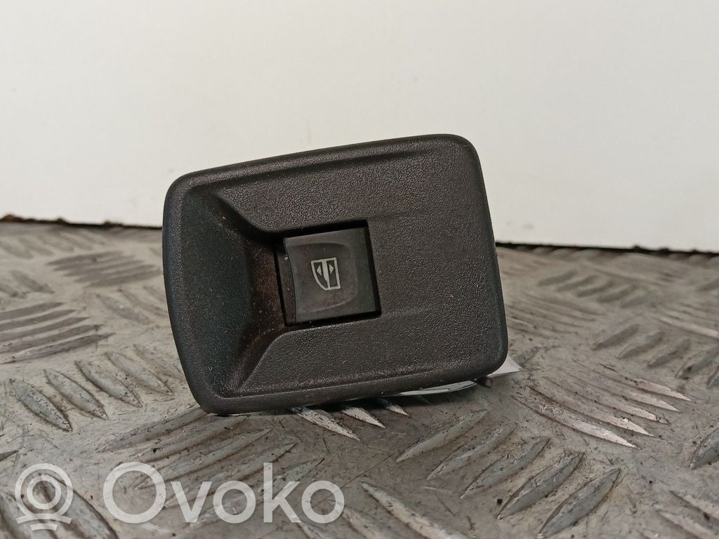 Dacia Sandero Sähkötoimisen ikkunan ohjauskytkin 