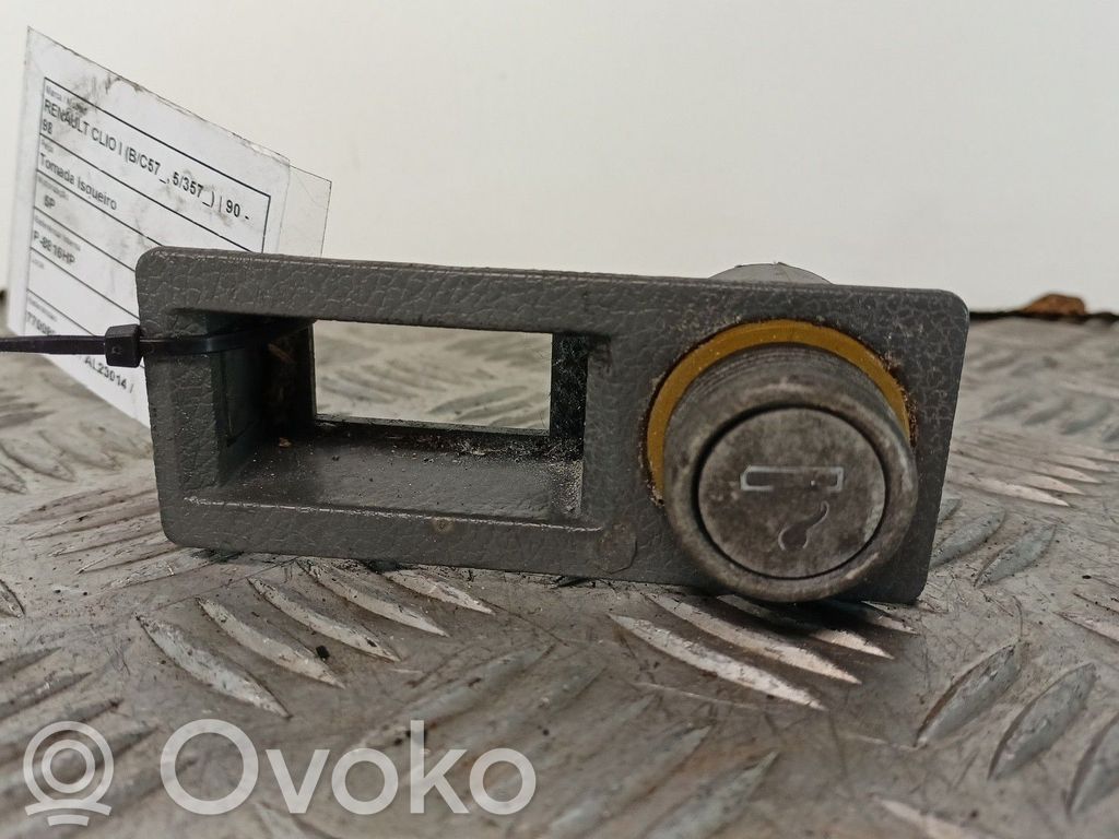 Renault Clio I Pridegėjas 