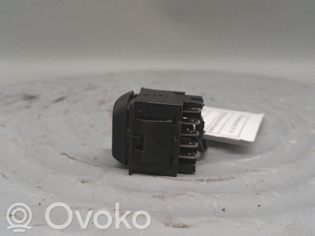 Citroen Xsara Elektrisko logu slēdzis 