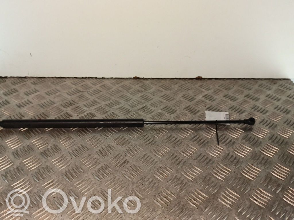 Citroen Saxo Tailgate/trunk strut/damper 