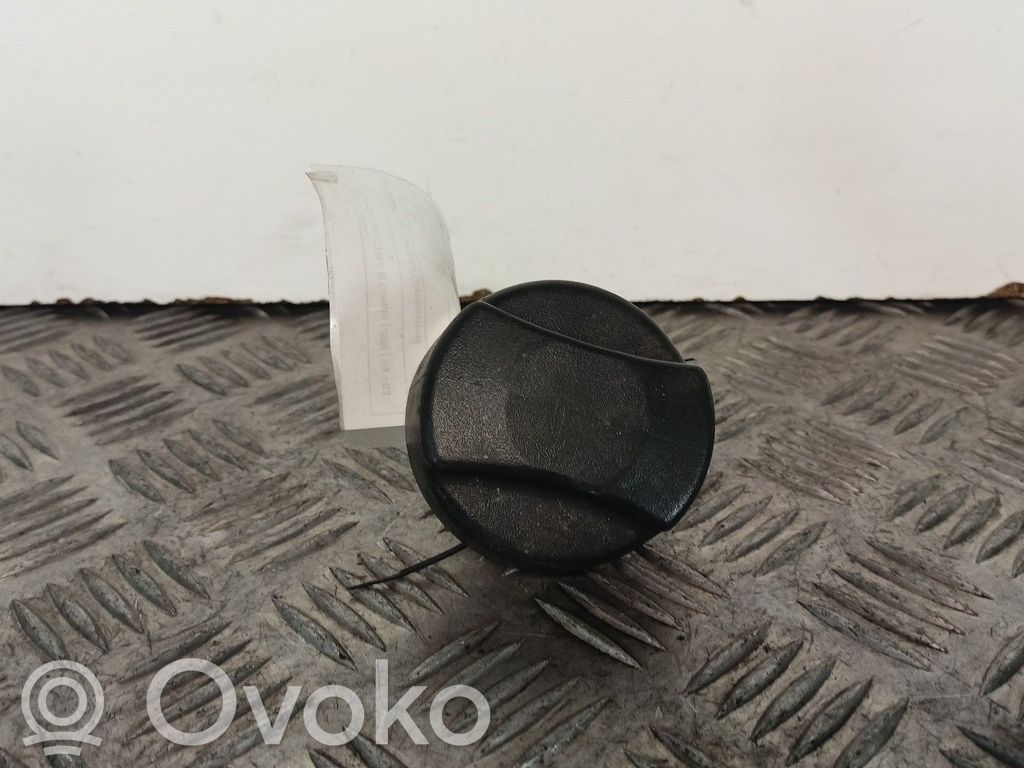 Opel Vectra B Fuel tank cap 
