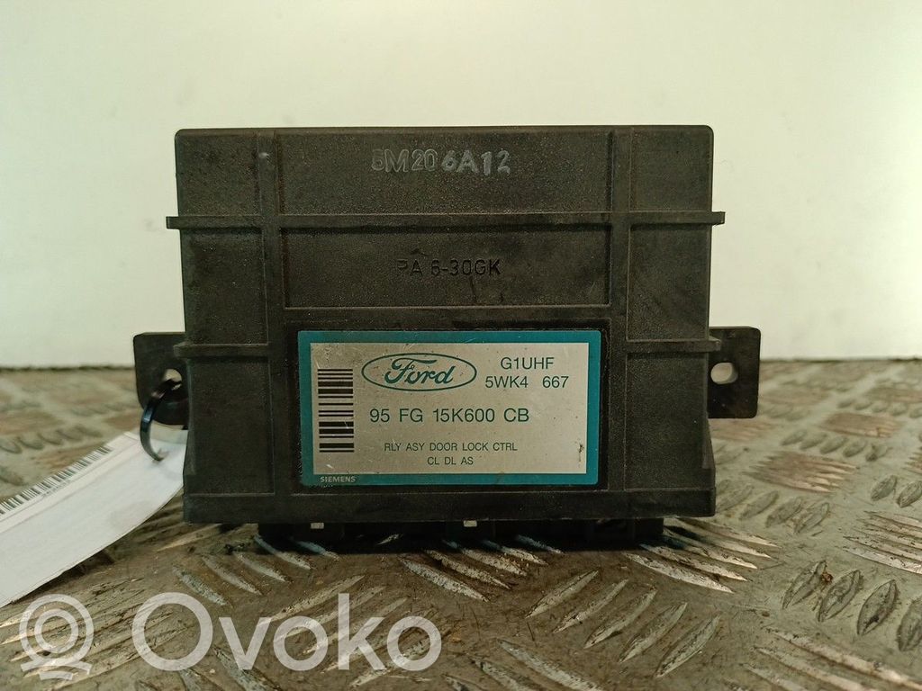 Ford Fiesta Door central lock control unit/module 