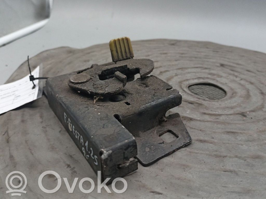 Ford Fiesta Engine bonnet/hood lock/latch loop/hook 