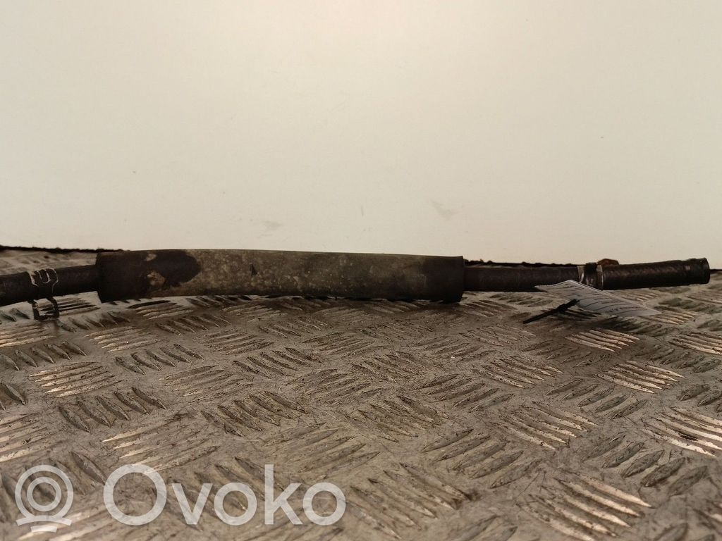 Ohjaustehostimen letkusto   ASSITIDA,FORDFIESTAIV125