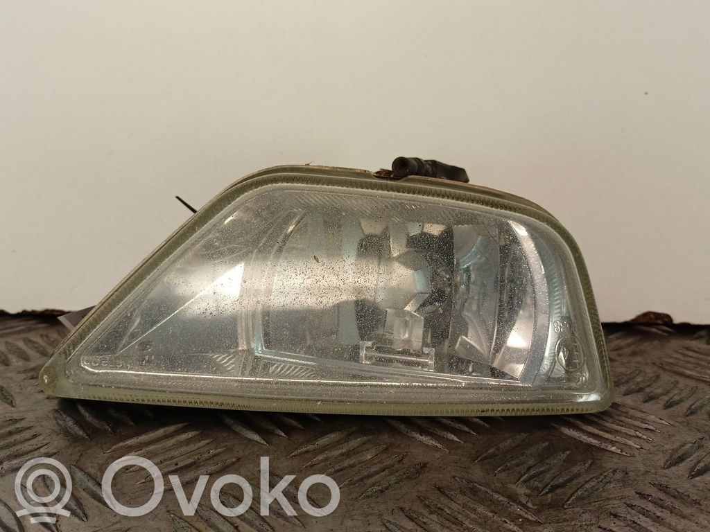 Ford Focus Miglas lukturis priekšā 
