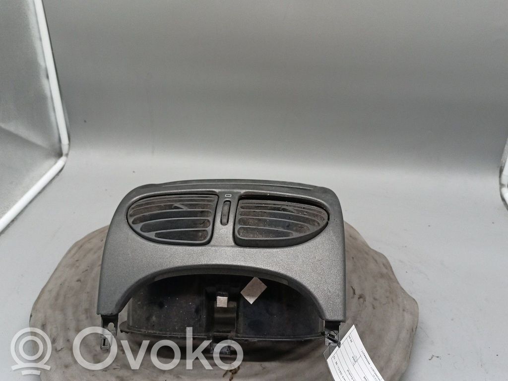 Peugeot 206 Rămă unitate radio/GPS 
