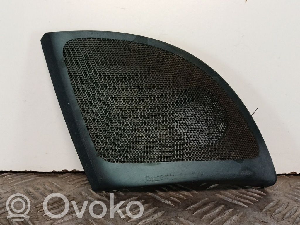 Renault Megane I Šoninio garsiakalbio apdaila 