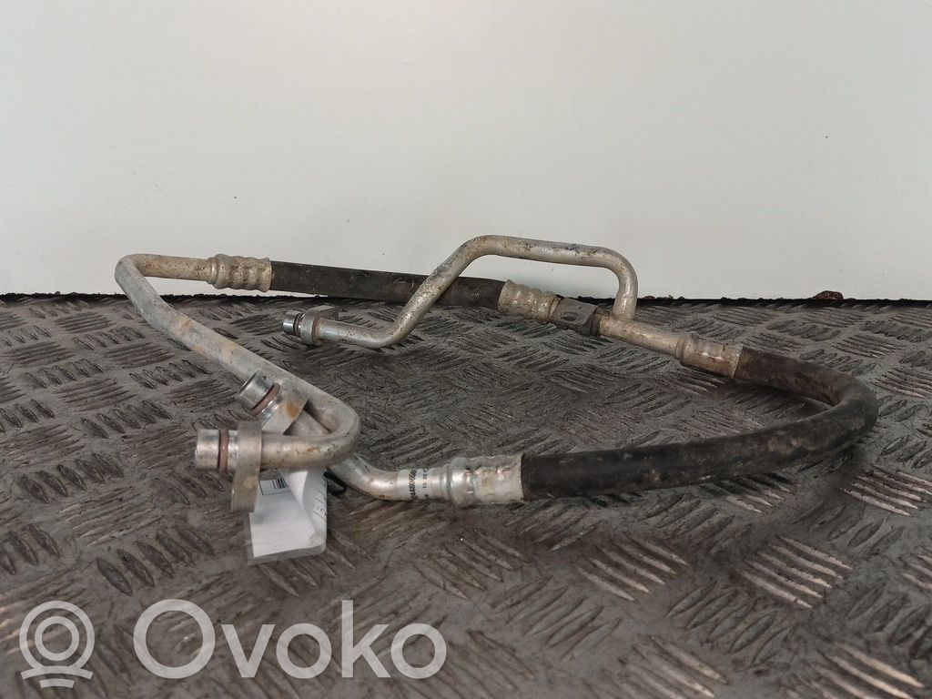 Ilmastointilaitteen putki (A/C)   924480658R