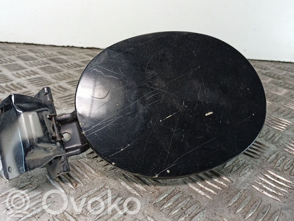 Polttoainesäiliön korkki   GJ6A