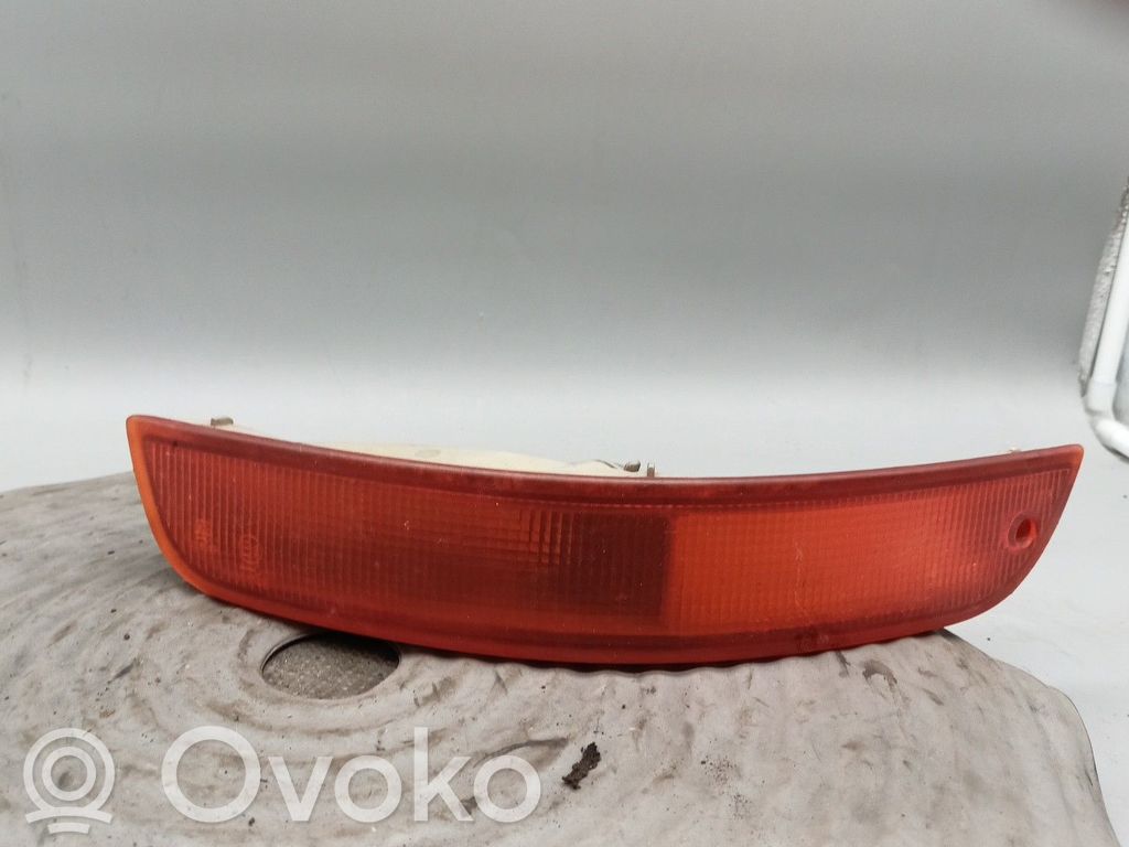 Toyota Corolla E110 Blinker vorne Stoßstange 