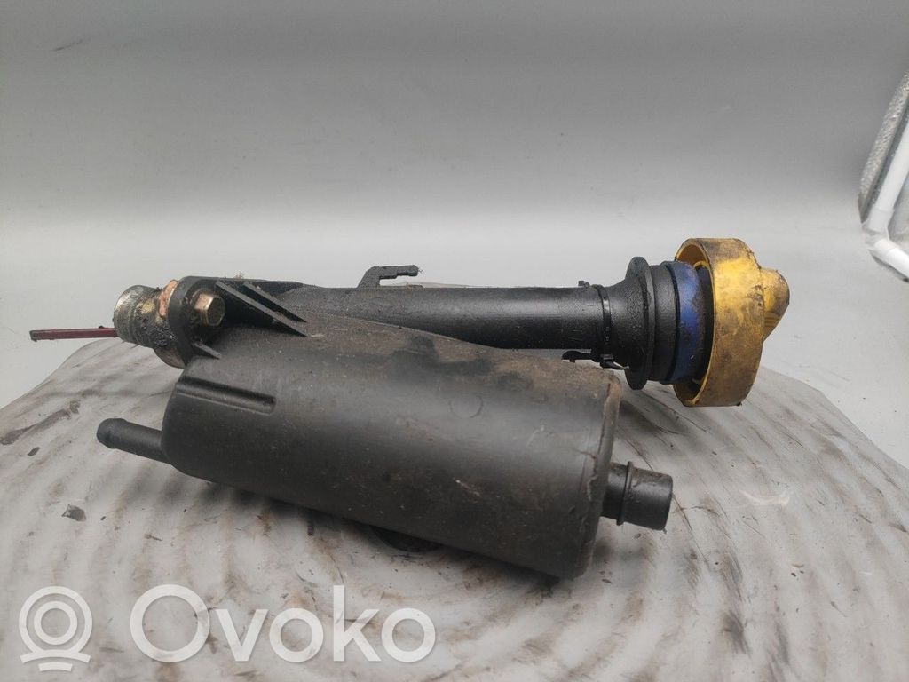 Öljyntäyttöputki   8200140763,F9Q7