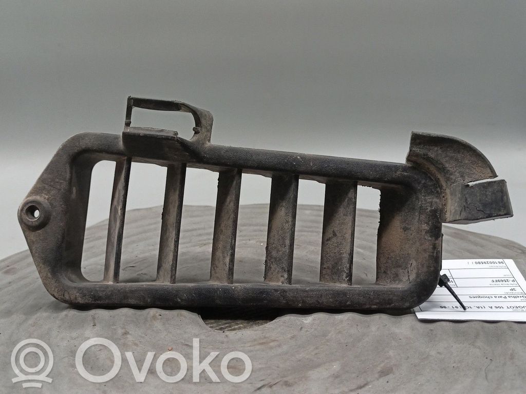 Peugeot 106 Grille de calandre avant 