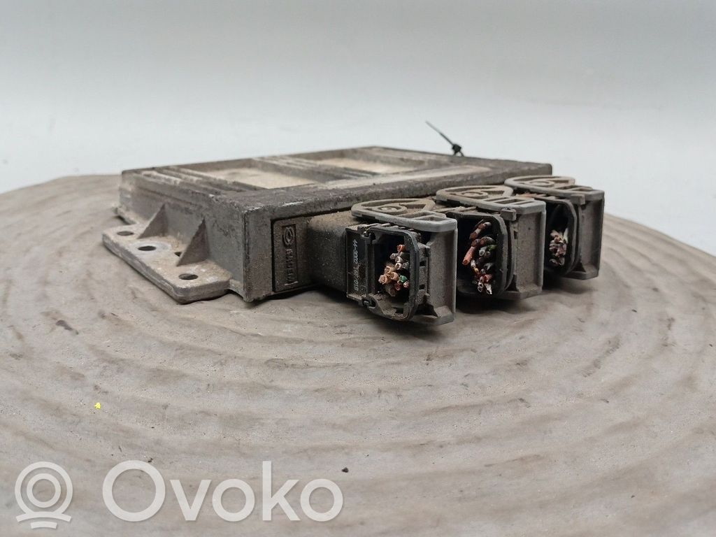 Motorsteuergerät/-modul   8200164728,8200153837,K4M7