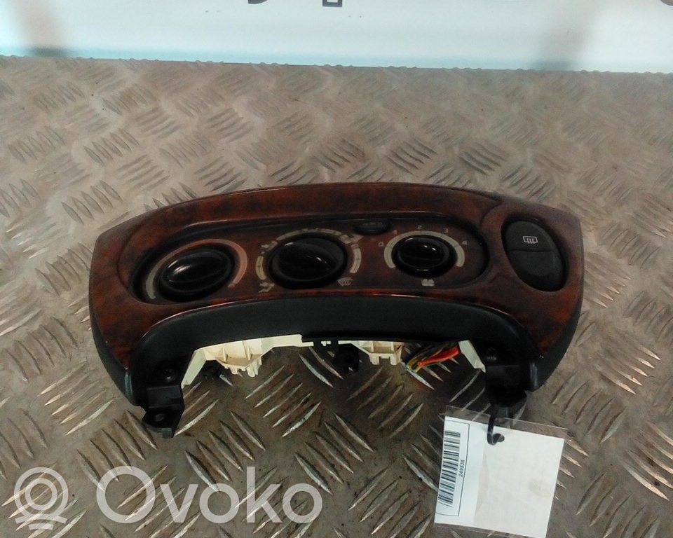Climate control unit   651942P,100885,VALEO