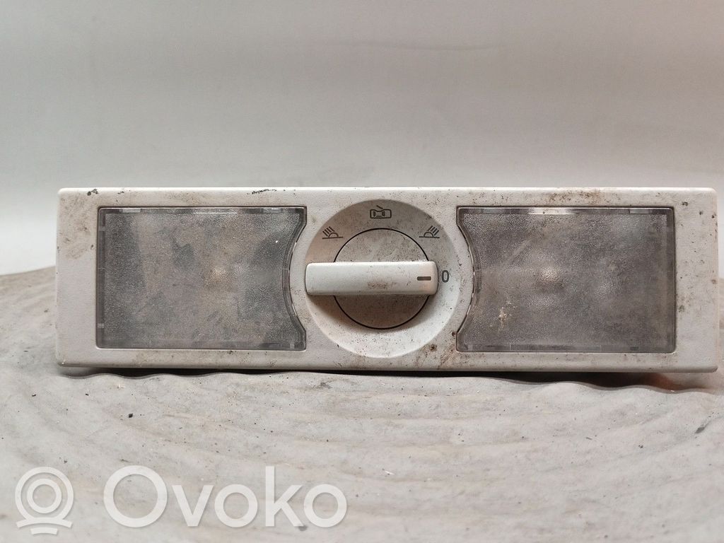Garniture de console d'éclairage de ciel de toit   6Q0947291B,0886400