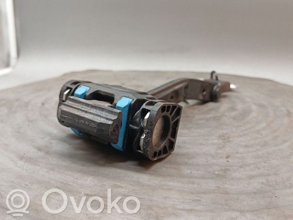 Seat Leon (5F) Etuoven pidätin 
