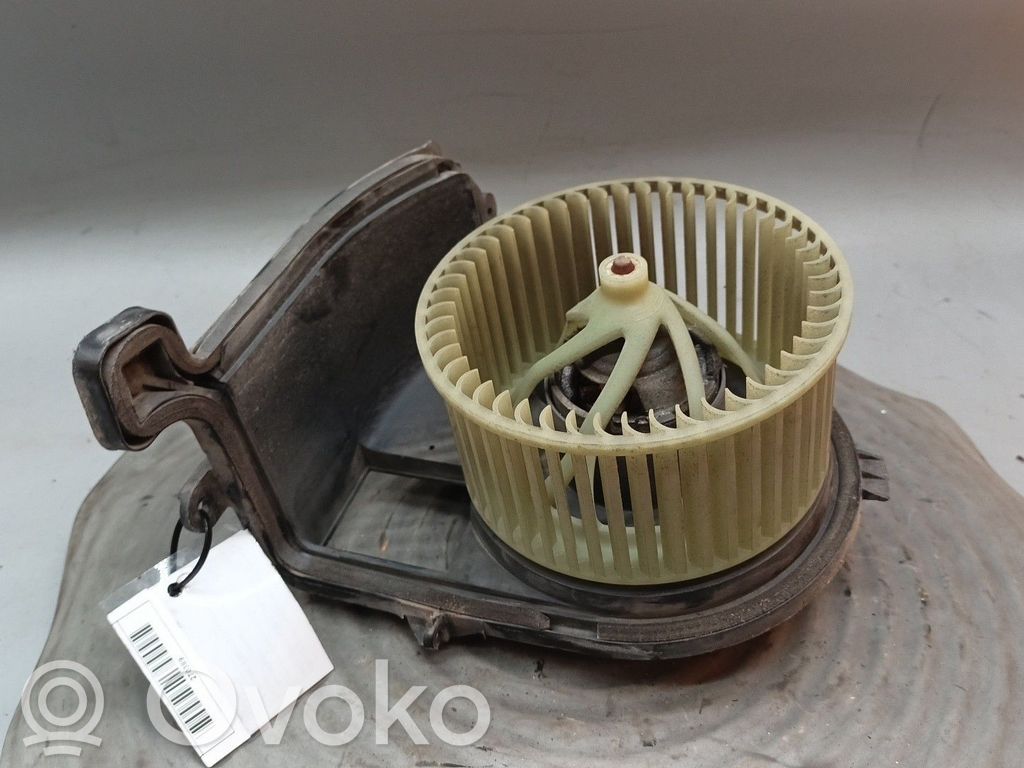 Mazā radiatora ventilators   7701045554,127121200,MAGNETIMARELLI