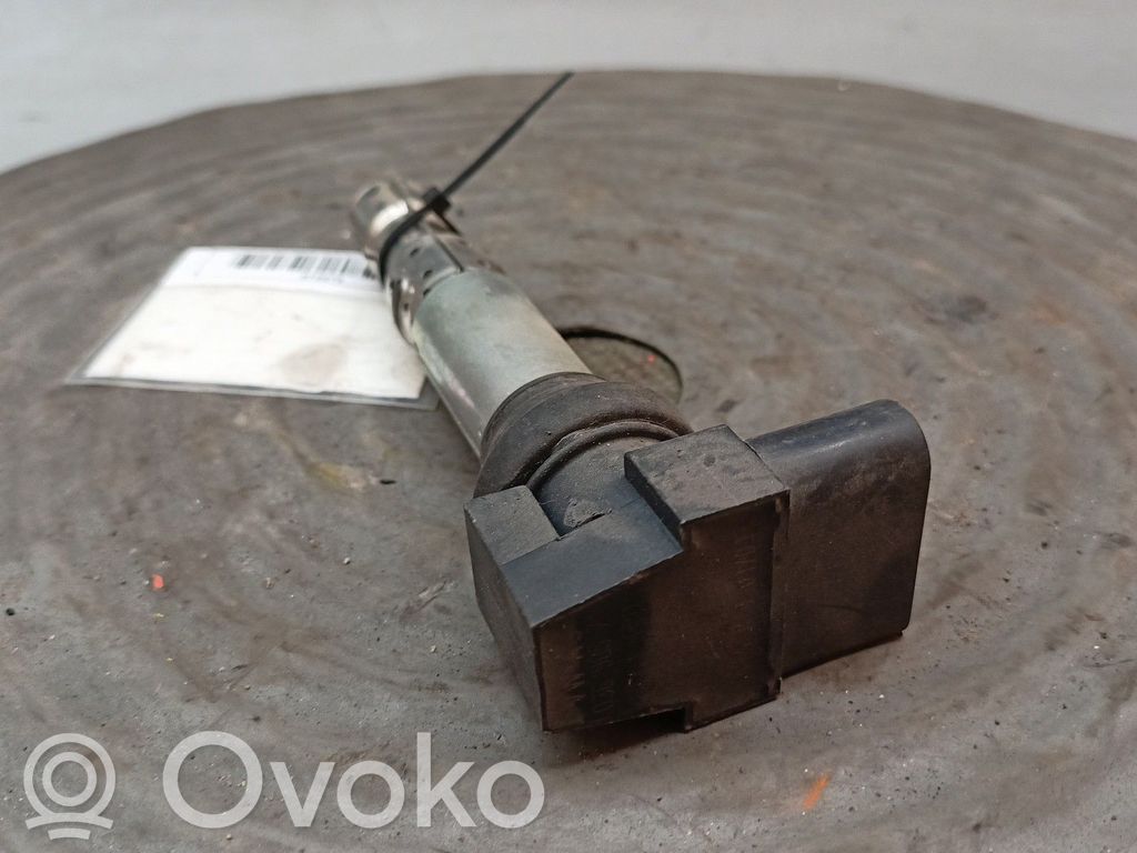 Bobina de encendido de alto voltaje   036905715