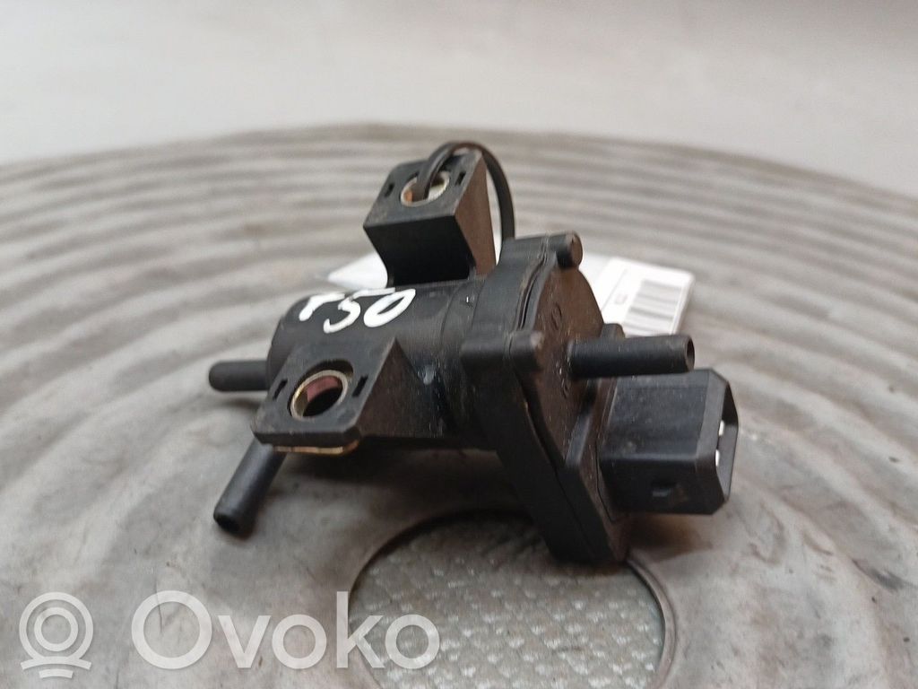 Renault Laguna I Zawór podciśnienia / Elektrozawór turbiny 