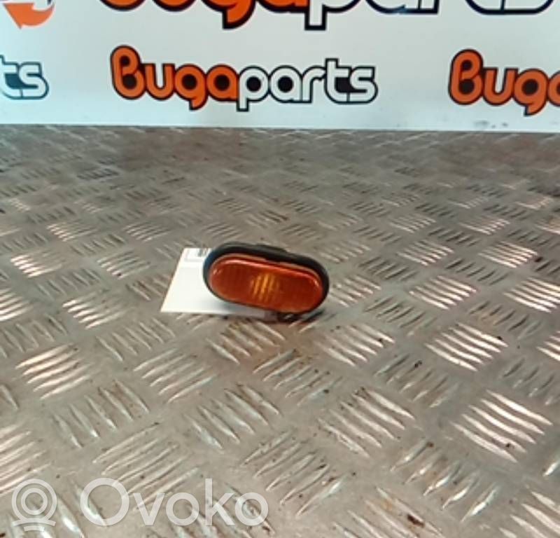 Renault Megane I Front bumper turn signal 