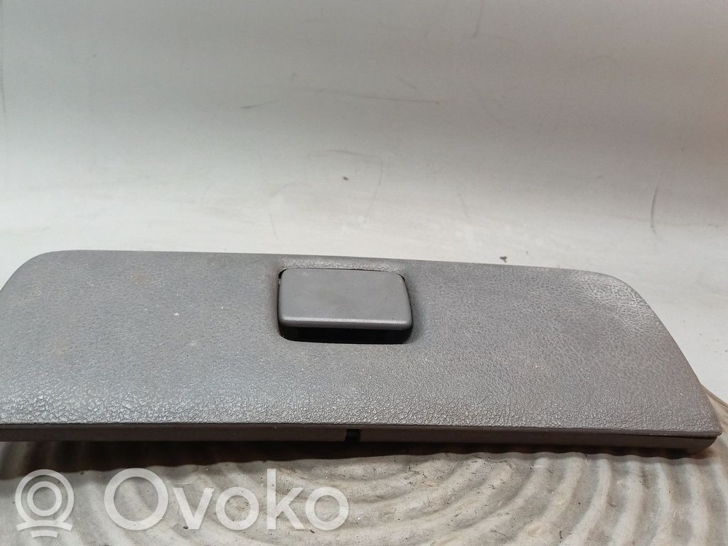 Renault Clio II Daiktadėžė 