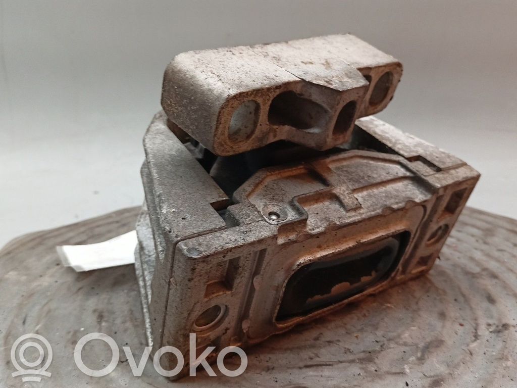 Engine mount bracket   1J0199262BK