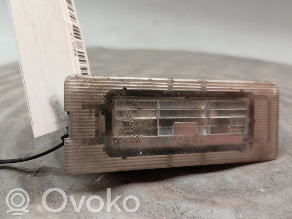 Renault Clio I Kennzeichenbeleuchtung 
