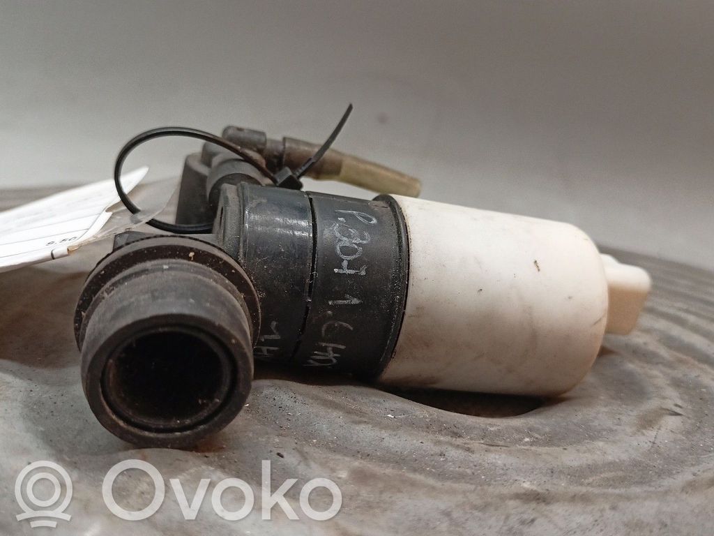 Windscreen/windshield washer pump   8200295685,9641553980