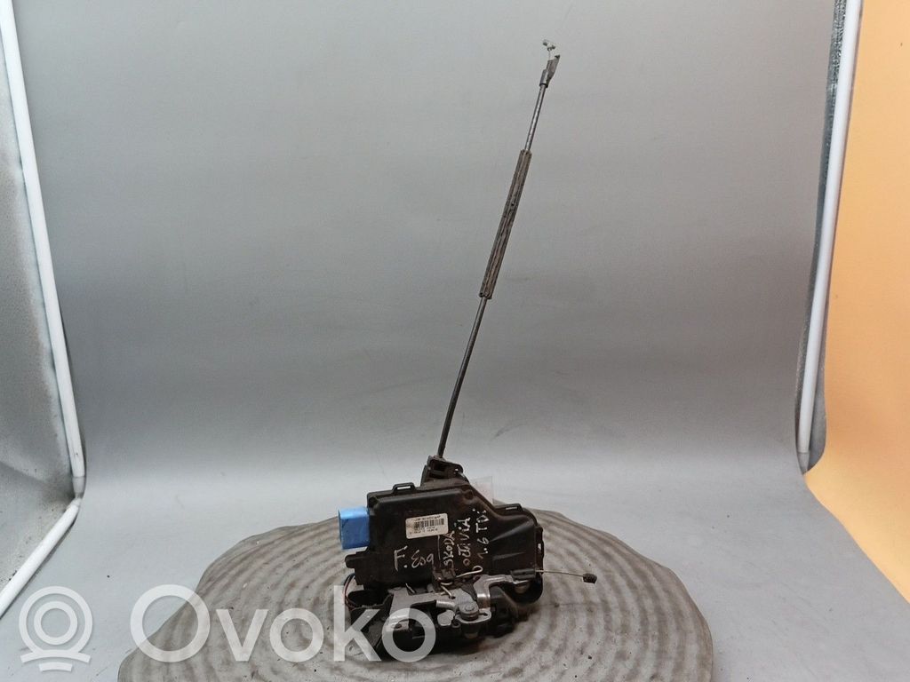 Front door lock   3D1837015AP