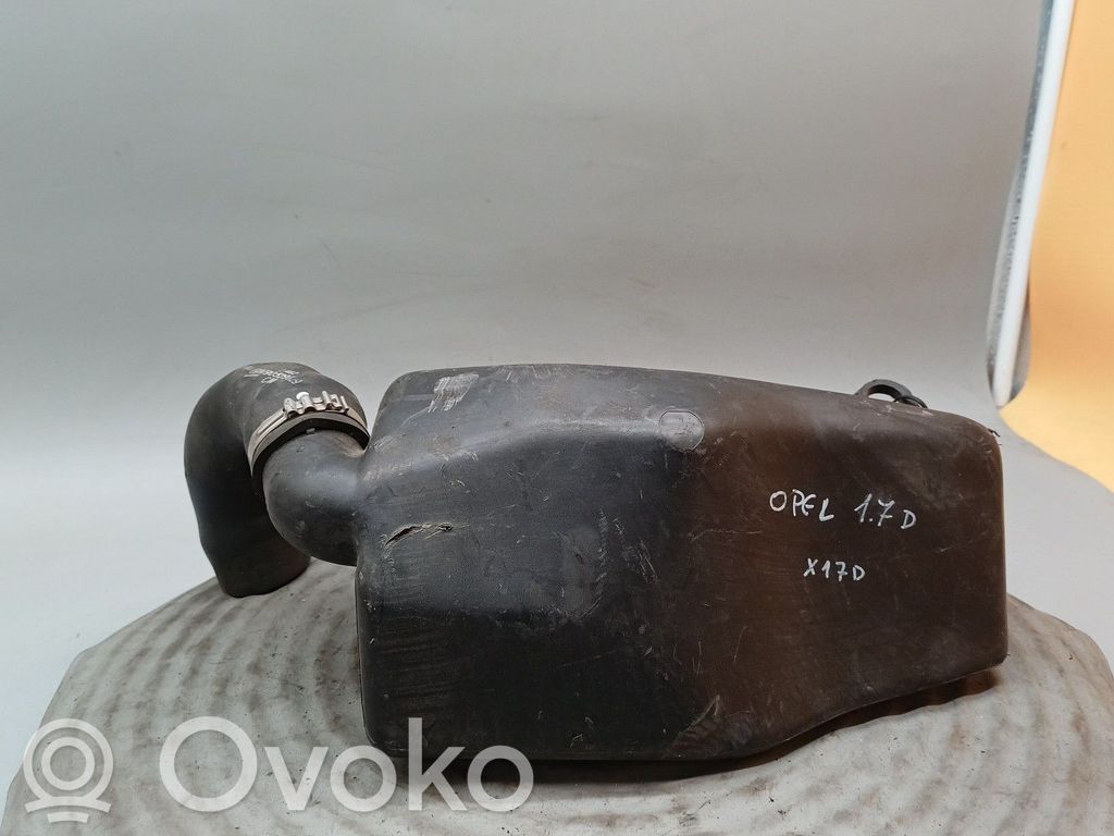 Opel Corsa B Intake manifold 