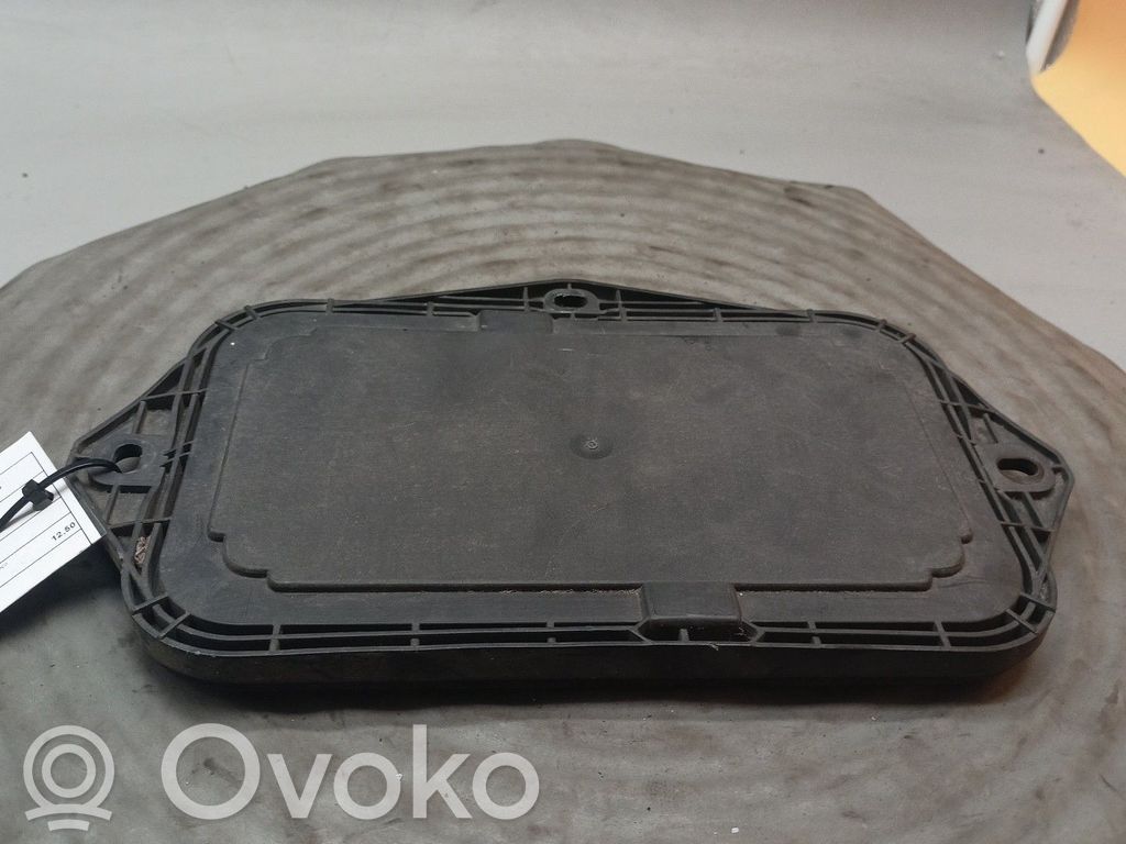 Skoda Octavia Mk2 (1Z) Vassoio scatola della batteria 