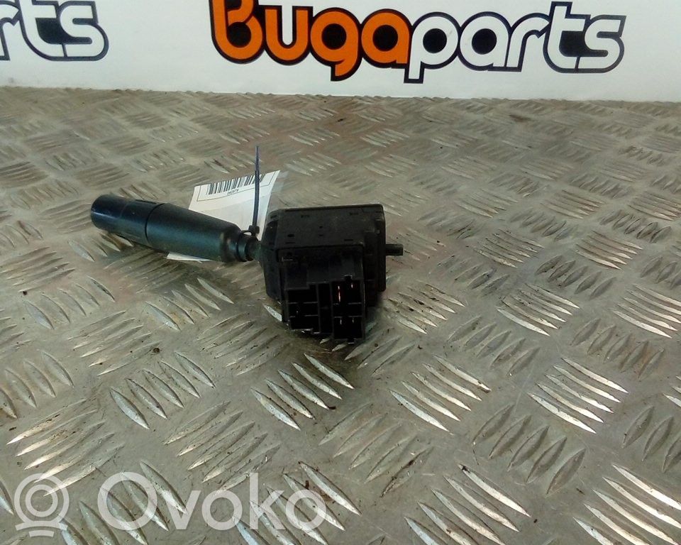 Peugeot 106 Interruptor/palanca de limpiador de luz de giro 