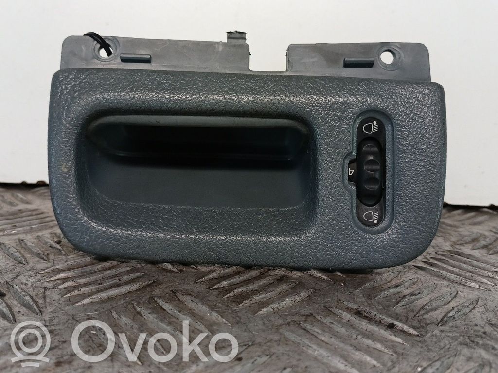 Šviesų modulis   7700841235B