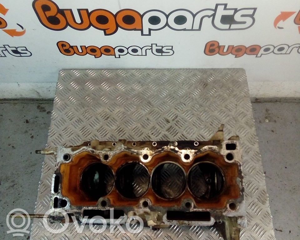 Peugeot 206 Bloque de motor 
