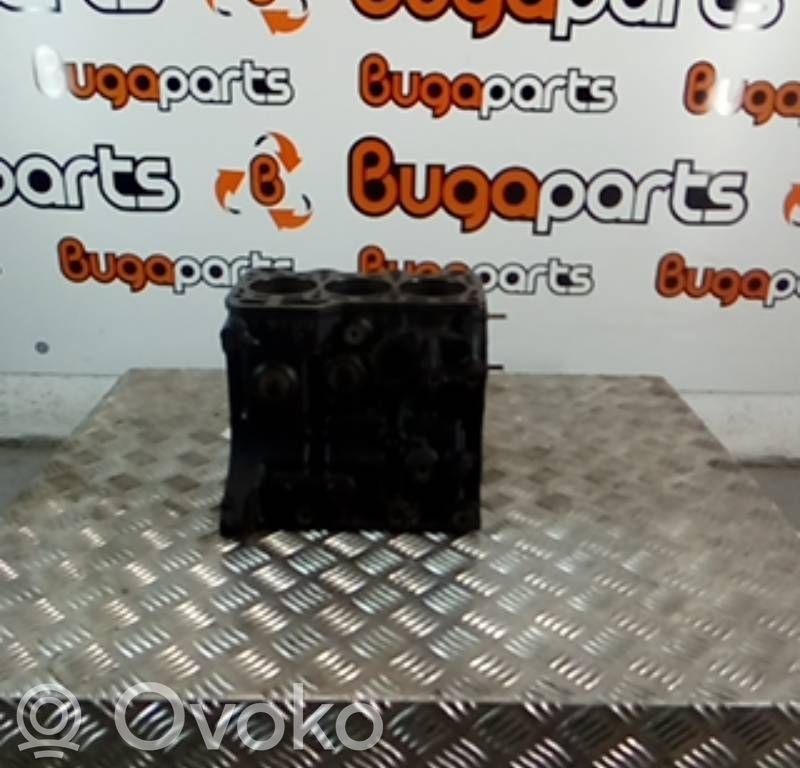 Bloks   F8CV