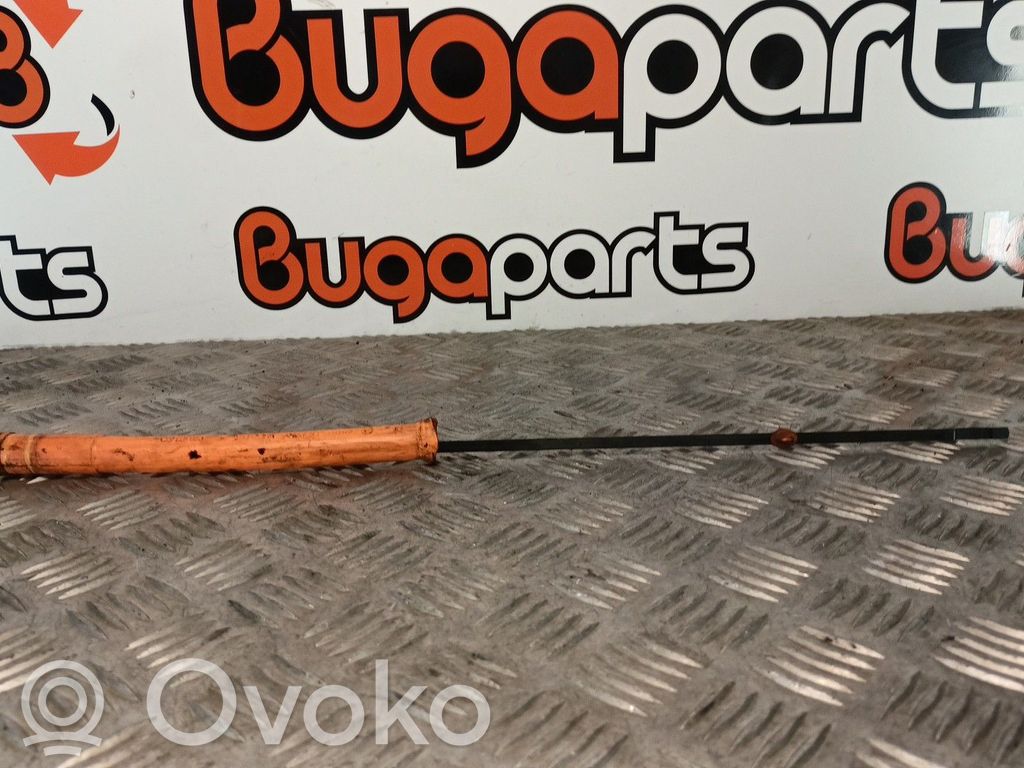 Öljyntason mittatikku   038103663,AJM