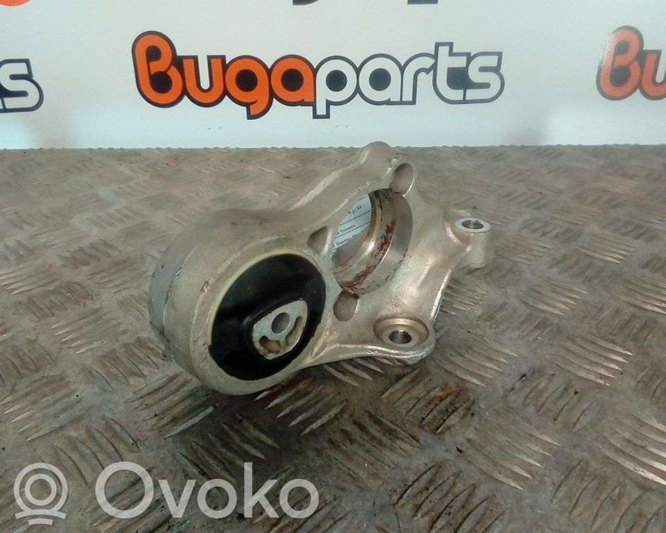 Citroen C3 Engine mount bracket 